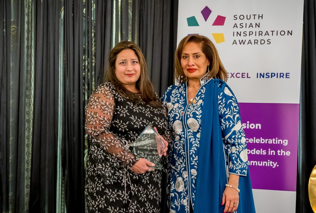 2022 LIFETIME ACHIEVEMENT Winner DR. MANU DUA (​June 27, 1986 – March 14, 2021)
Accepting the award on his behalf was his sister Parul Dua Makkar
Thank You to the South Asian Community in Calgary, nominees, sponsors and attendees who support SAIA!