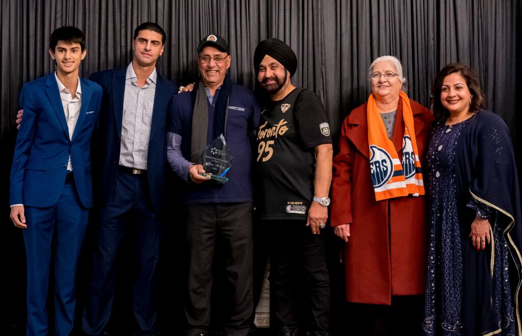 2022 OUTSTANDING ACHIEVEMENT IN SPORTS Winner DAMPY BRAR​
Thank You to the South Asian Community in Calgary, nominees, sponsors and attendees who support SAIA!